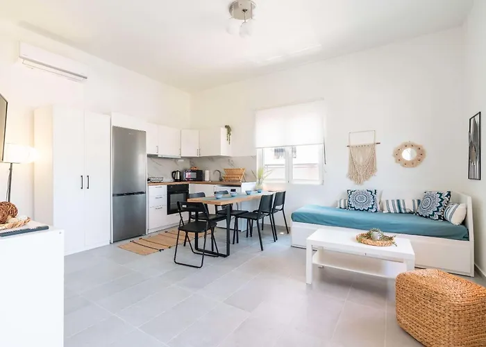 Evan Rhodes Apartment