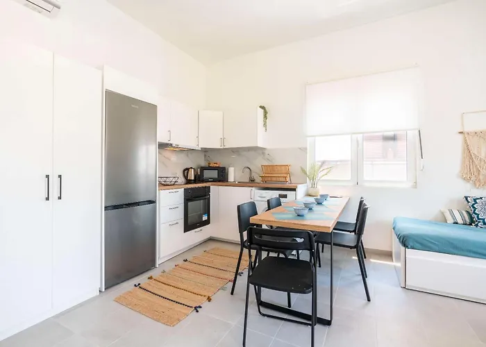 Apartment Evan Rhodes Rhodes City