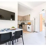 Evan Rhodes Apartament Rhodes City