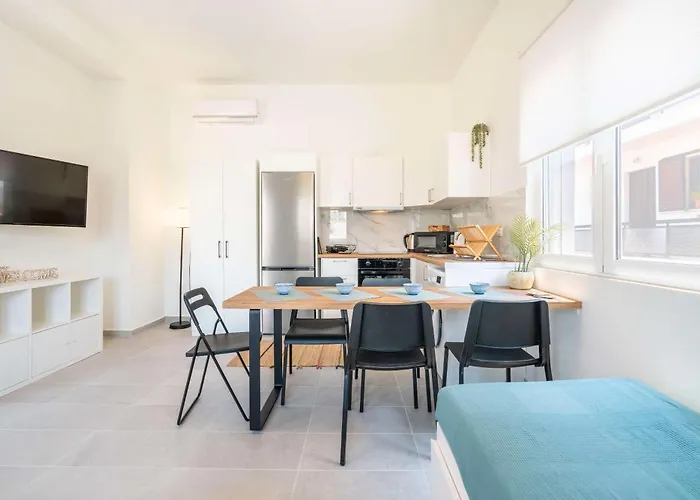 Evan Rhodes Apartament Rhodes City