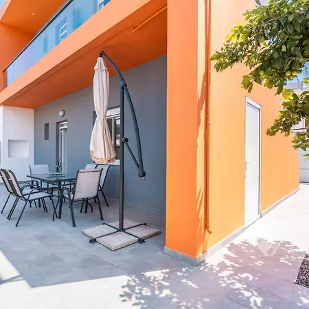 Appartement Evan Rhodes *