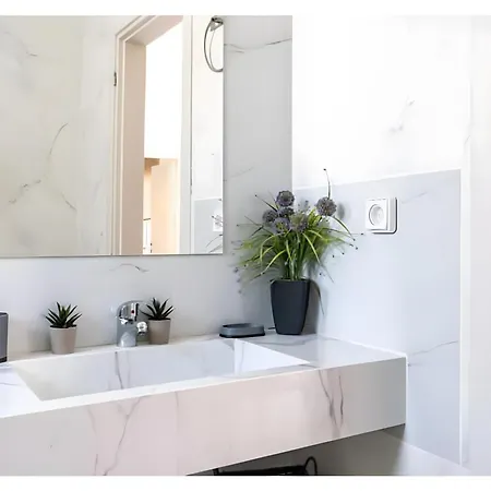 Appartement Evan Rhodes *